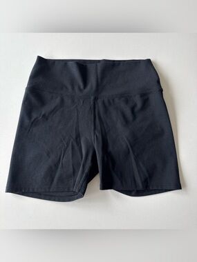 Joah Brown body shorts M/L